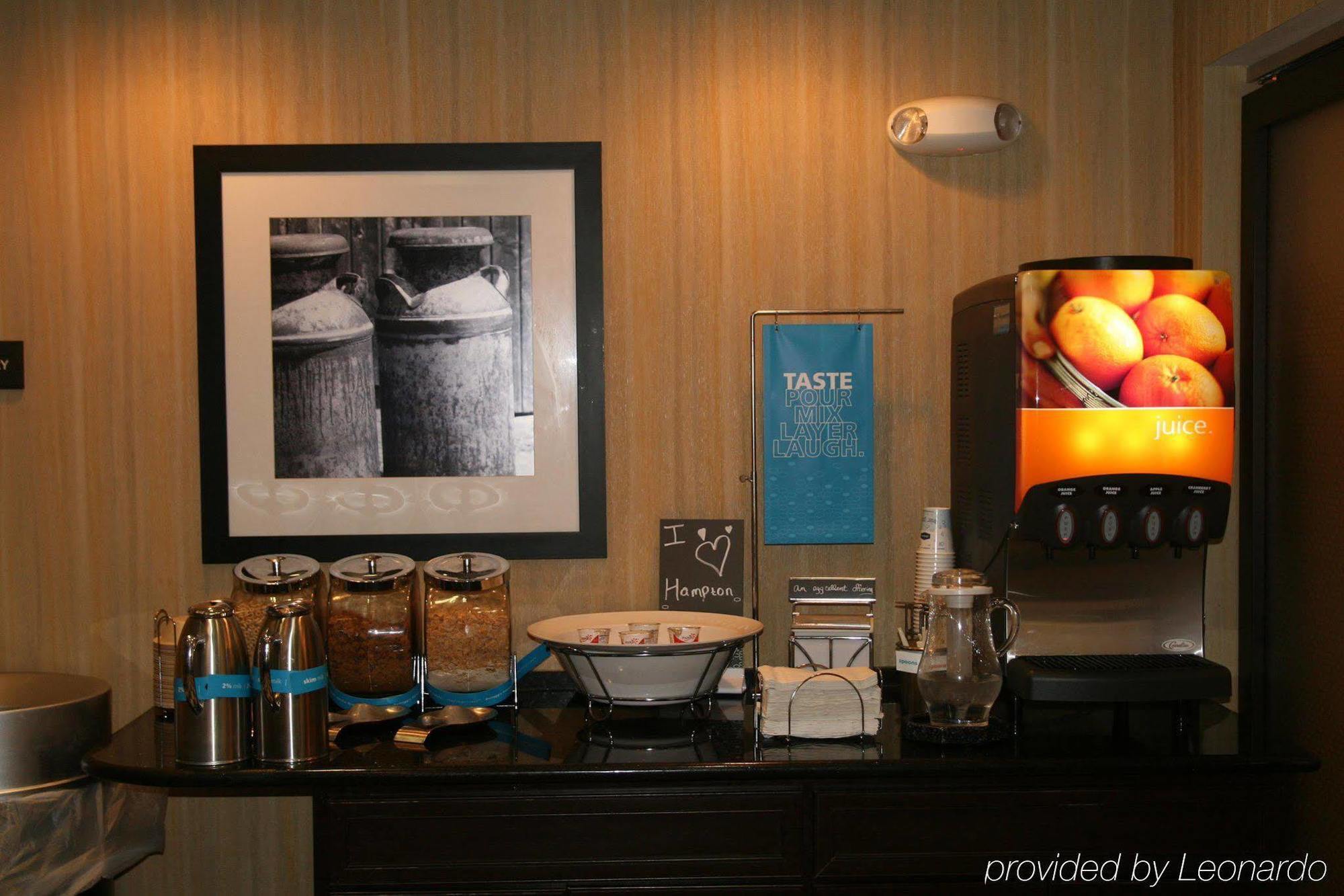 Hampton Inn Эль-Дорадо Экстерьер фото