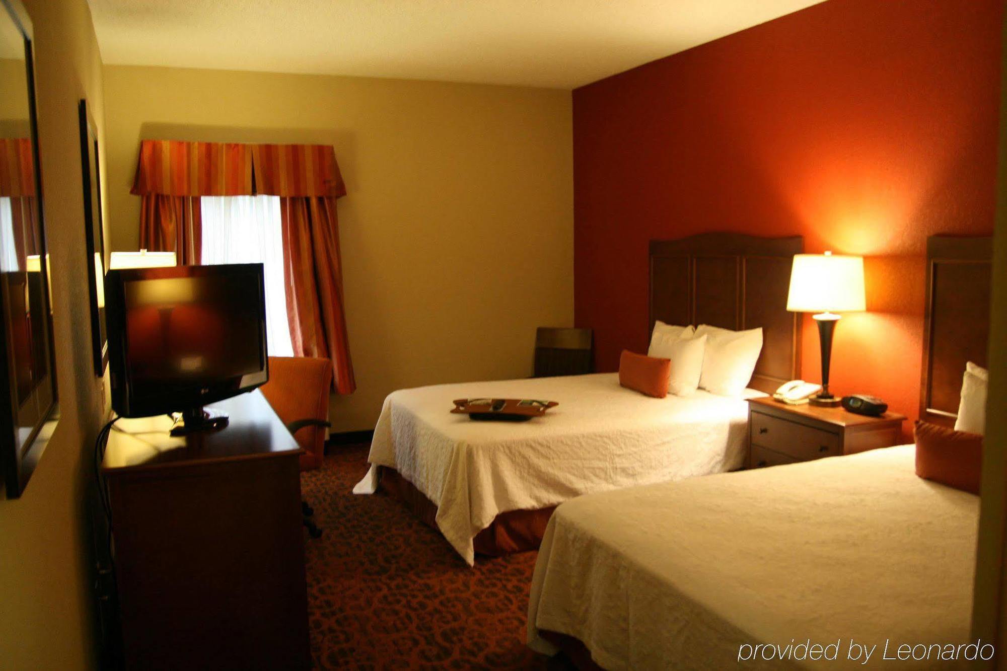 Hampton Inn Эль-Дорадо Экстерьер фото
