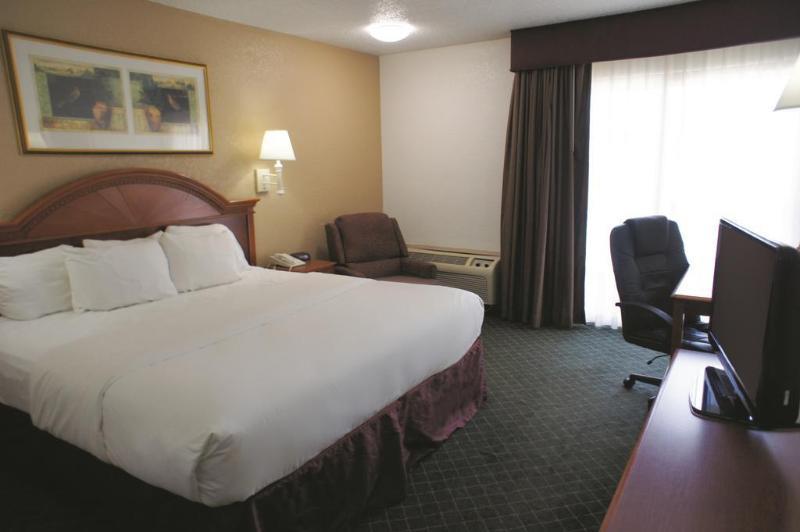 Hampton Inn Эль-Дорадо Экстерьер фото